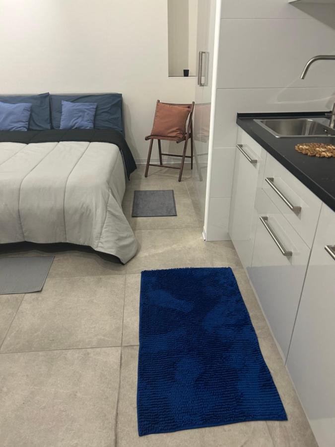 Appartamento Roma Парма Екстер'єр фото