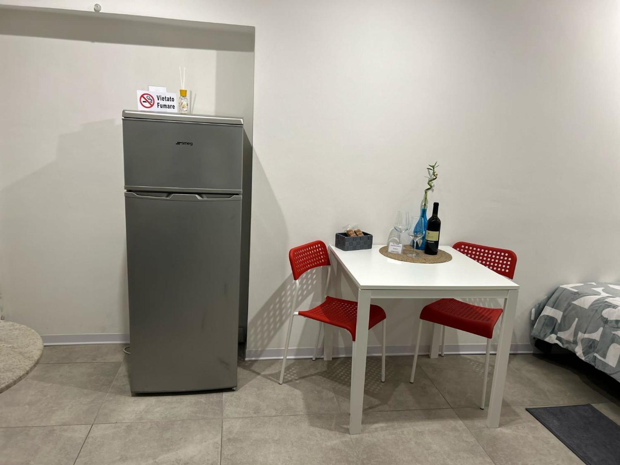 Appartamento Roma Парма Екстер'єр фото